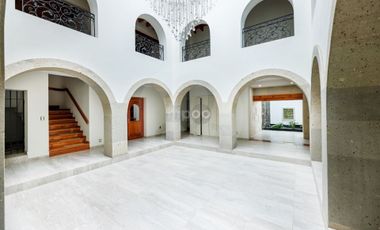 Casa en venta en San Angel Inn