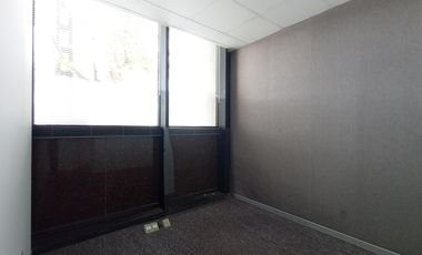 Oficina en alquiler Chacofi 2 piso alto