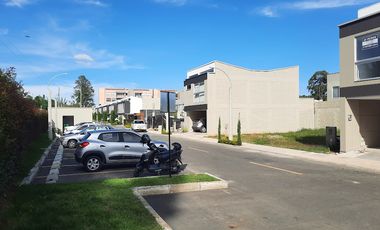 VENTA CASA MODERNA ESTRENAR SAN ANTONIO Rnegro