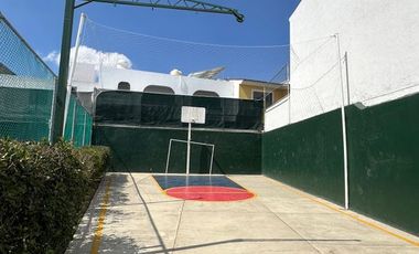 RESIDENCIA EN ESQUINA, EN VENTA, COTO ANDALUCIA VIRREYES