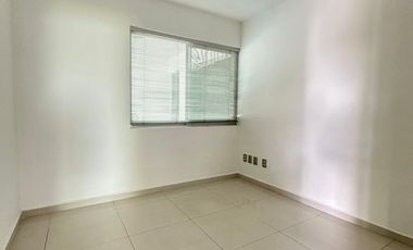 RESIDENCIA EN ESQUINA, EN VENTA, COTO ANDALUCIA VIRREYES