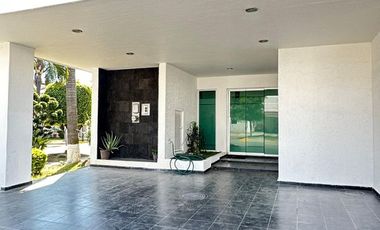 RESIDENCIA EN ESQUINA, EN VENTA, COTO ANDALUCIA VIRREYES