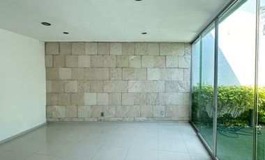 RESIDENCIA EN ESQUINA, EN VENTA, COTO ANDALUCIA VIRREYES
