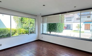 RESIDENCIA EN ESQUINA, EN VENTA, COTO ANDALUCIA VIRREYES