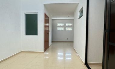 RESIDENCIA EN ESQUINA, EN VENTA, COTO ANDALUCIA VIRREYES