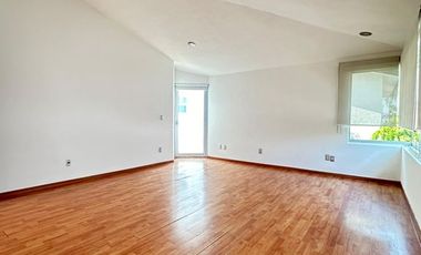 RESIDENCIA EN ESQUINA, EN VENTA, COTO ANDALUCIA VIRREYES
