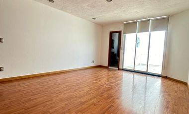 RESIDENCIA EN ESQUINA, EN VENTA, COTO ANDALUCIA VIRREYES