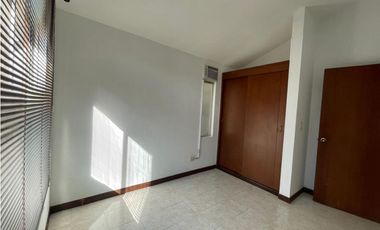 Se alquila casa en hacienda el castillo-Jamundi