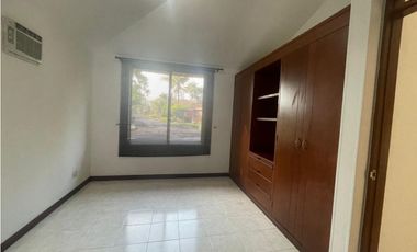 Se alquila casa en hacienda el castillo-Jamundi