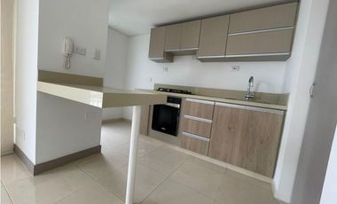 Se alquila apartamento en hacienda el castillo- via Cali-Jamundi