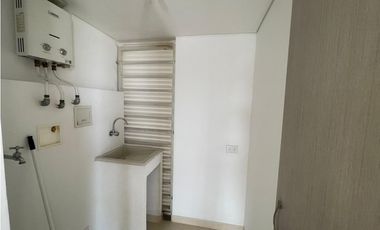 Se alquila apartamento en hacienda el castillo- via Cali-Jamundi