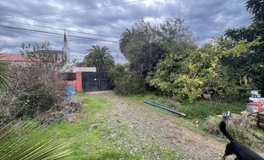 SE VENDE CASA CON GRAN TERRENO, SECTOR EL RETIRO (CÓD. 439)