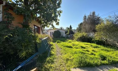 SE VENDE CASA CON GRAN TERRENO, SECTOR EL RETIRO (CÓD. 439)