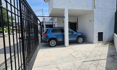 Casa April