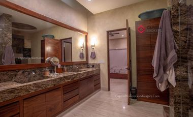 Casa de Lujo Moderna Pontevedra Puerta de hierro Andares Zapopan