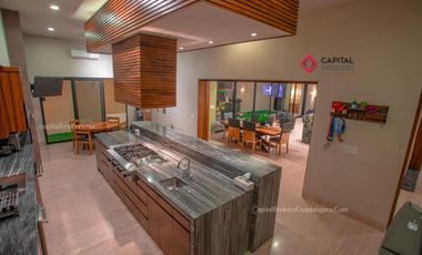 Casa de Lujo Moderna Pontevedra Puerta de hierro Andares Zapopan