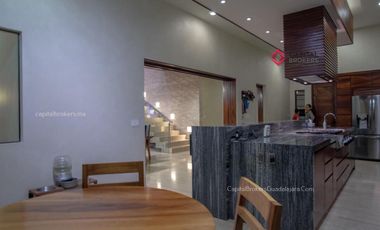 Casa de Lujo Moderna Pontevedra Puerta de hierro Andares Zapopan