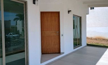 CASA EN VENTA Y PREVENTA EN ZONA NORTE CUERNAVACA LA HERRADURA