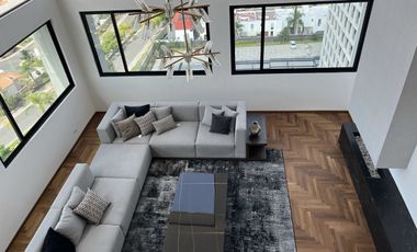 PENT HOUSE 2 NIVELES EN EL CORAZÓN DE JURIQUILLA SANTA FE E1