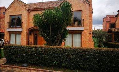 se vende hermosa casa campestre, Chia Cundinamarca