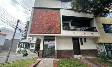 Se Alquila Casa Comercial Esquinera Avenida Bolívar Norte Armenia
