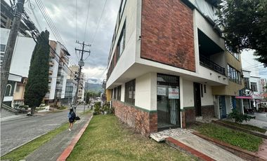 Se Alquila Casa Comercial Esquinera Avenida Bolívar Norte Armenia