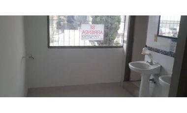 Se Alquila Casa Comercial Esquinera Avenida Bolívar Norte Armenia