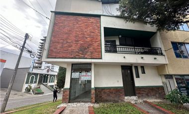 Se Alquila Casa Comercial Esquinera Avenida Bolívar Norte Armenia