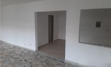 Se Alquila Casa Comercial Esquinera Avenida Bolívar Norte Armenia