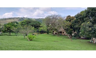 VENTA  LOTE CAMPESTRE CON MEJORA EN POTRERITO