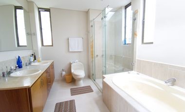 Maginifica casa campestre en Cota Conjunto Vizcaya