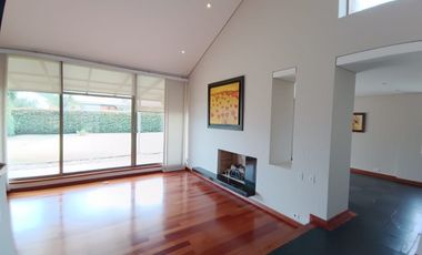 Maginifica casa campestre en Cota Conjunto Vizcaya