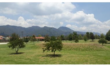 Maginifica casa campestre en Cota Conjunto Vizcaya