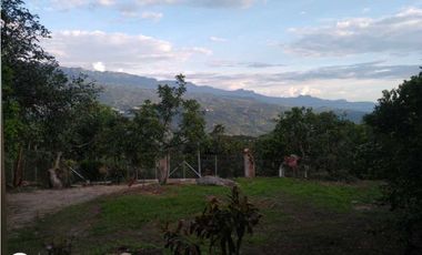 Casa campestre con lindas vistas en La Mesa