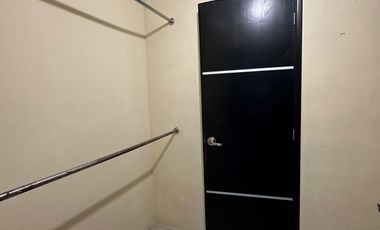 Casa Amueblada-Equipada  con Amplio Jardín y Piscina, Terreno 600m2