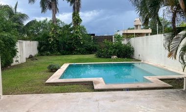 Casa Amueblada-Equipada  con Amplio Jardín y Piscina, Terreno 600m2