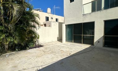 Casa Amueblada-Equipada  con Amplio Jardín y Piscina, Terreno 600m2