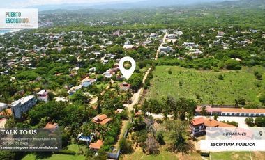 Terreno con Vista al Mar Cerca del Mercado Zicatela