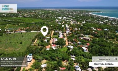Terreno con Vista al Mar Cerca del Mercado Zicatela