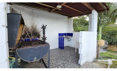 Venta de casa campestre en Copacabana