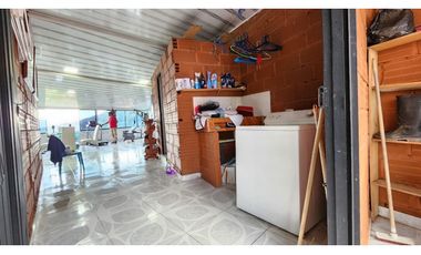 Venta de casa campestre en Copacabana