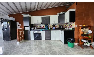 Venta de casa campestre en Copacabana