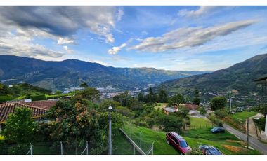 Venta de casa campestre en Copacabana