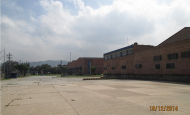 AMPLIA BODEGA FONTIBON