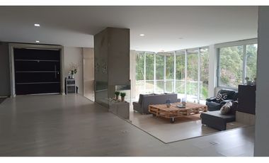 Casa en Arriendo Amoblada en Alto de Palmas