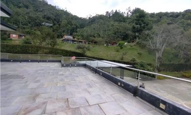 Casa en Arriendo Amoblada en Alto de Palmas