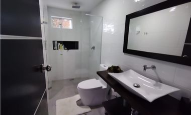 Casa en Arriendo Amoblada en Alto de Palmas