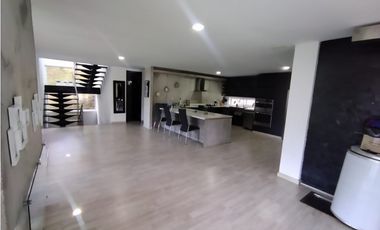 Casa en Arriendo Amoblada en Alto de Palmas