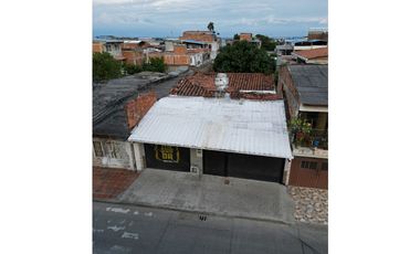 LOCAL MEDIANERO AMPLIO EN ALQUILER PARA ESTRENAR EN EL CENTRO DE YUMBO