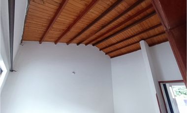 OPORTUNIDAD VENTA CASA CON LOCAL FLORIDABLANCA COD: 701